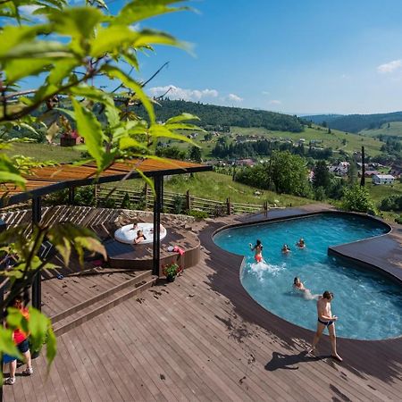 Stara Pravda Hotel - History Bukovel Kültér fotó