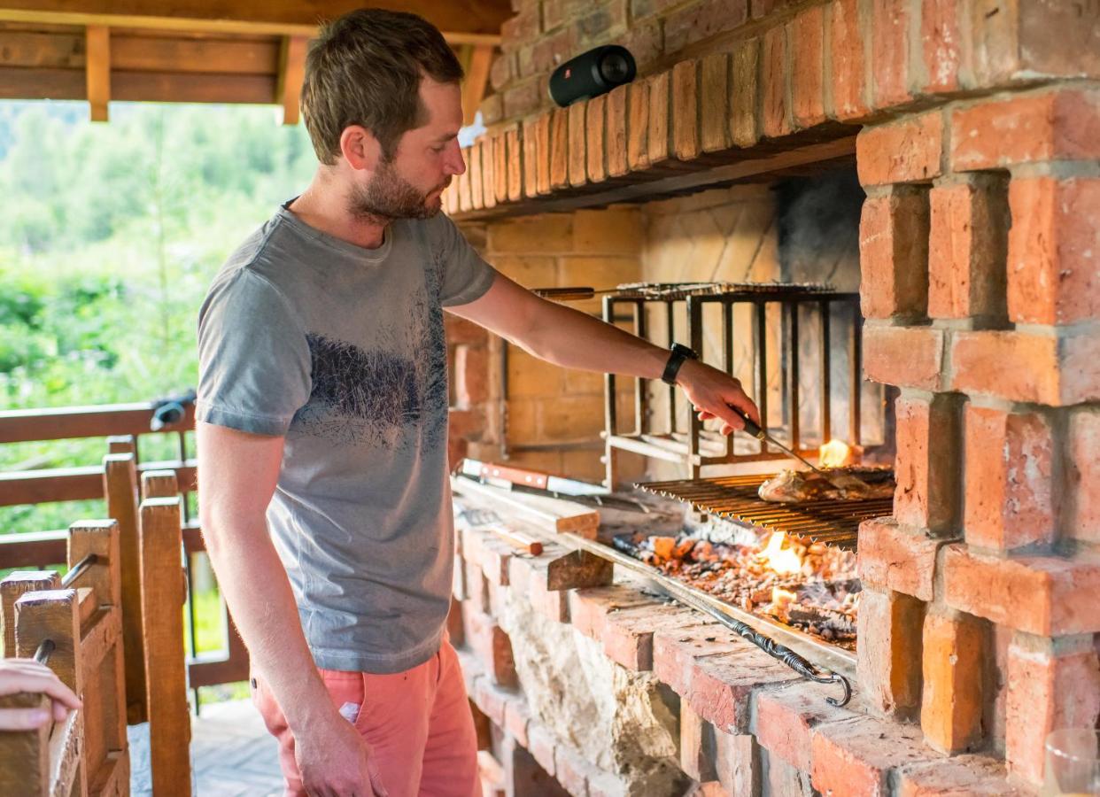 Stara Pravda Hotel - History Bukovel Kültér fotó