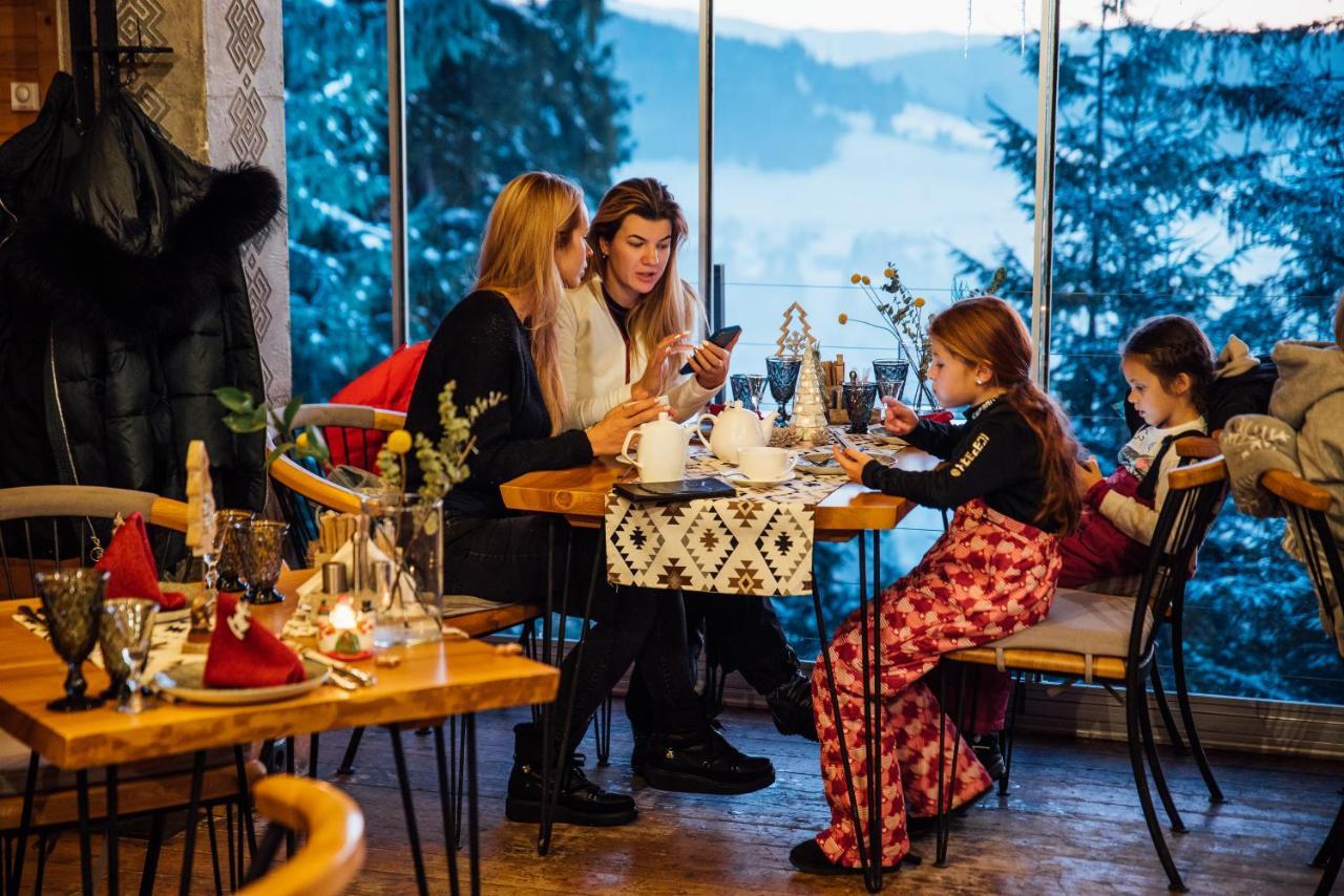 Stara Pravda Hotel - History Bukovel Kültér fotó