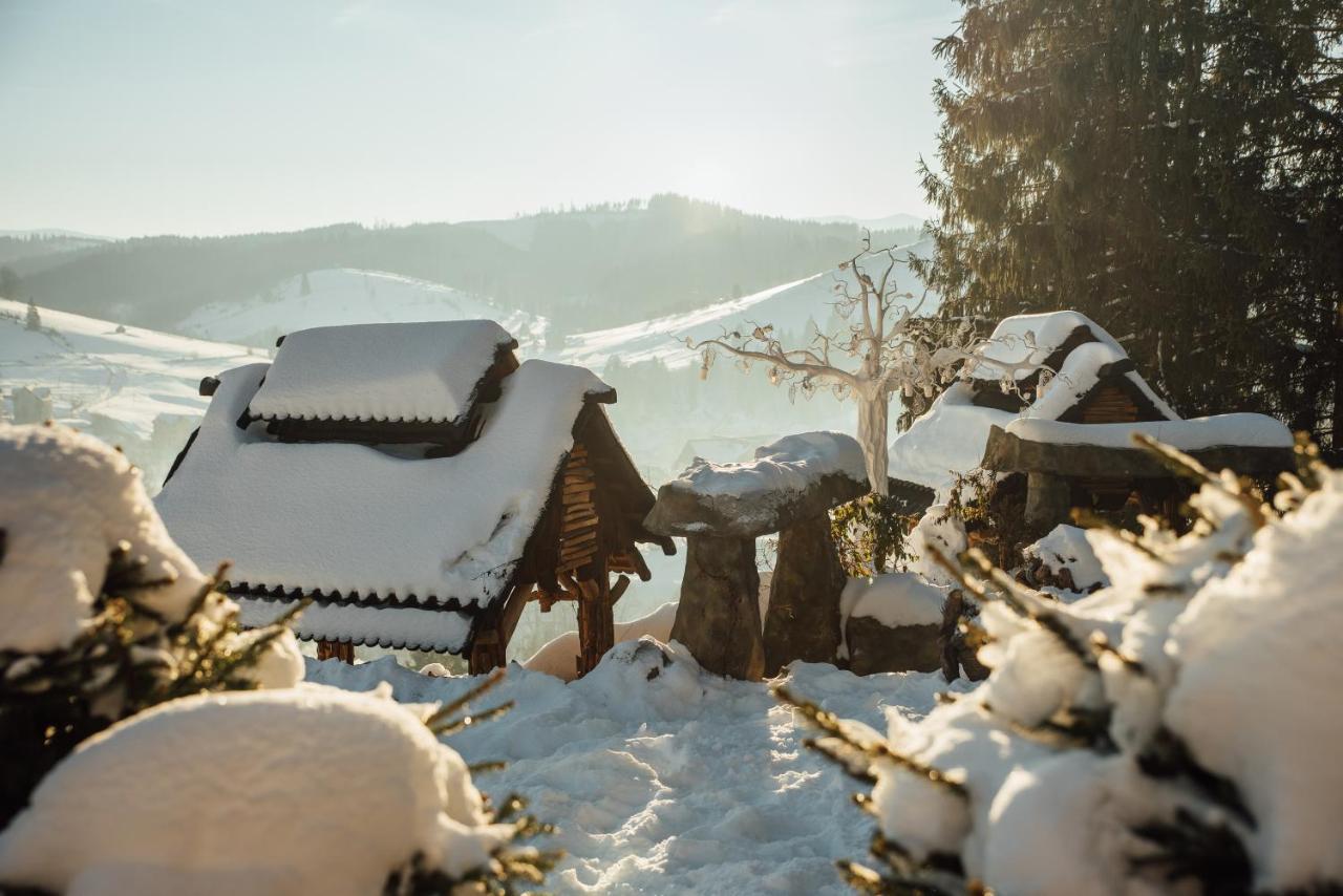Stara Pravda Hotel - History Bukovel Kültér fotó