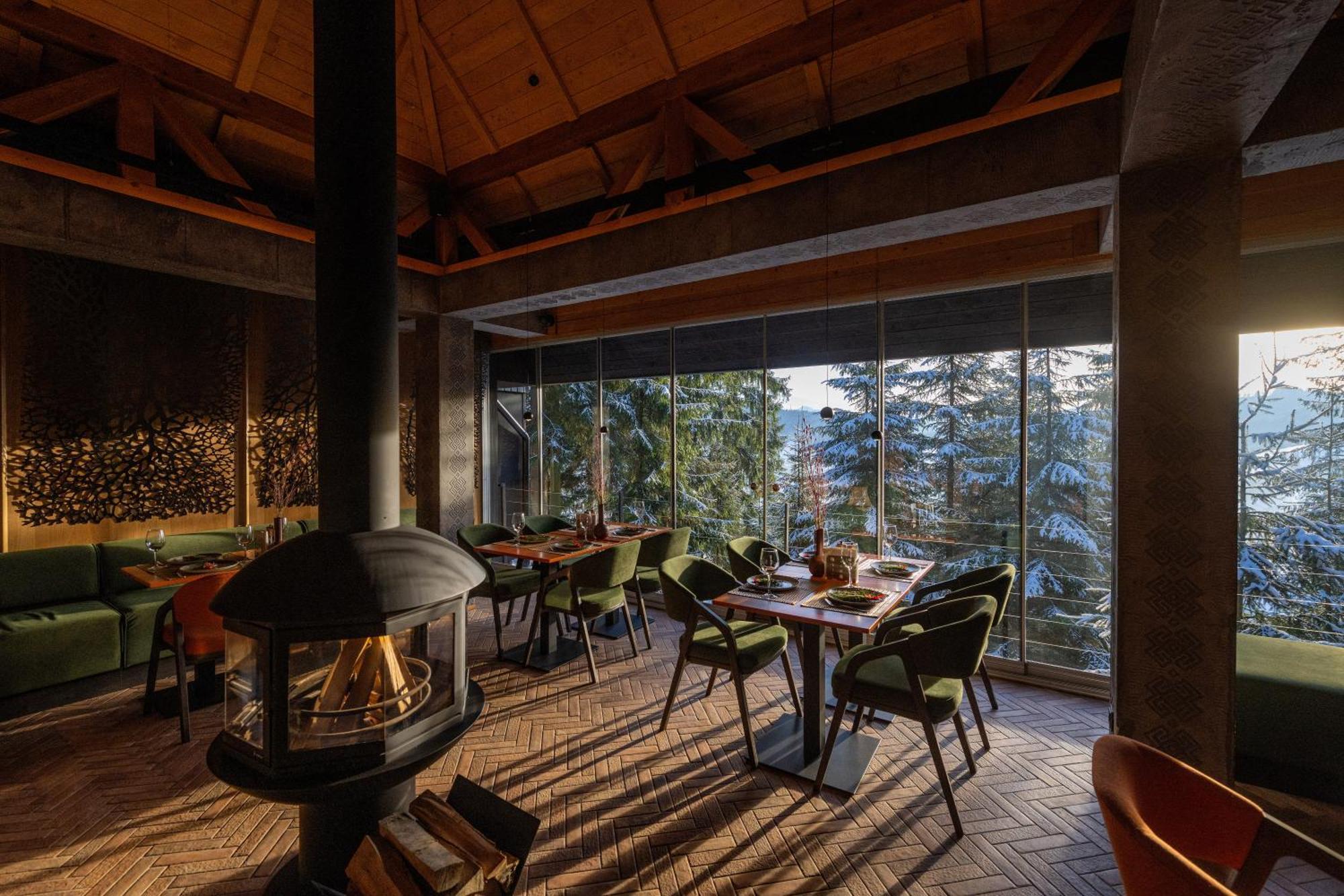 Stara Pravda Hotel - History Bukovel Kültér fotó