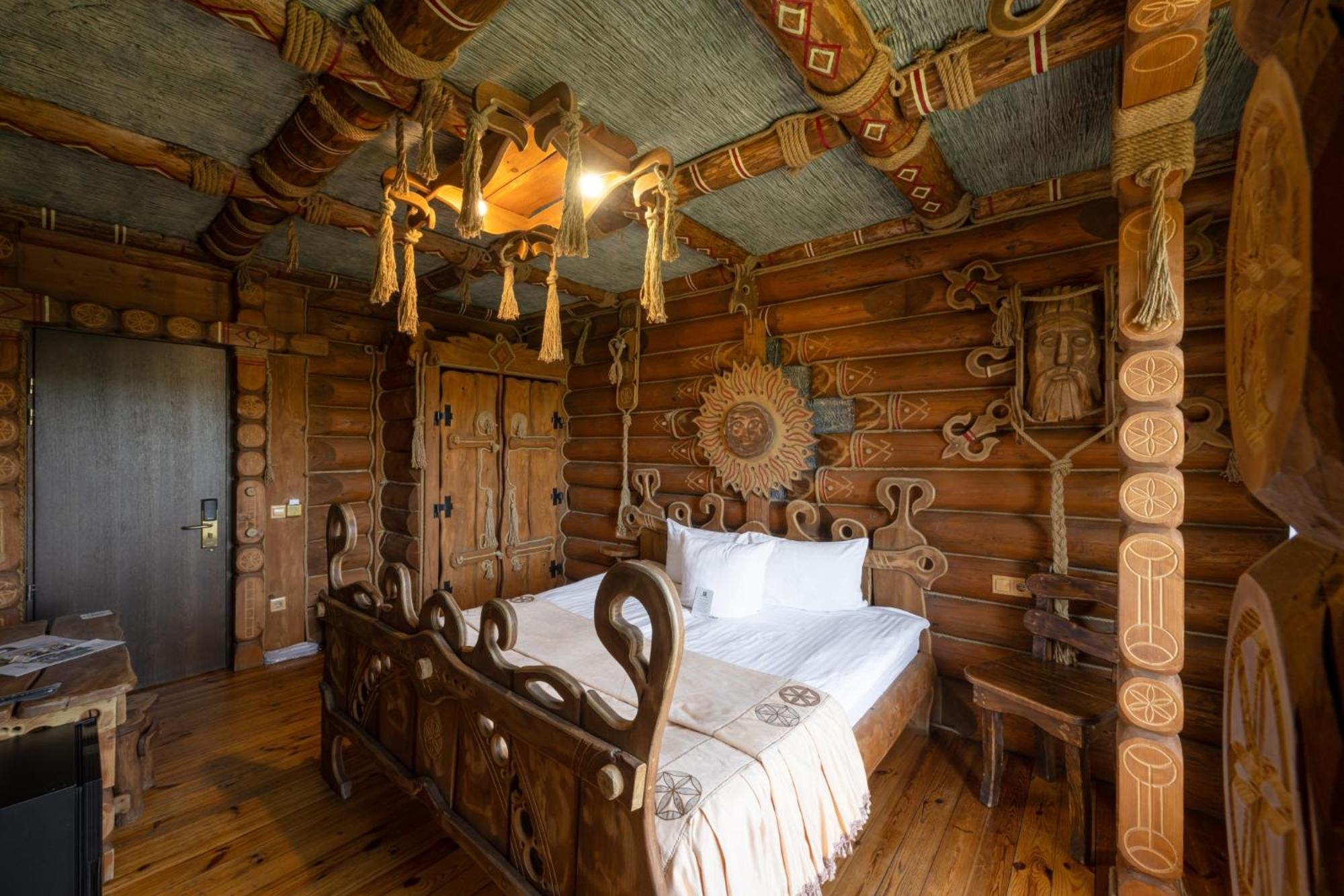 Stara Pravda Hotel - History Bukovel Kültér fotó