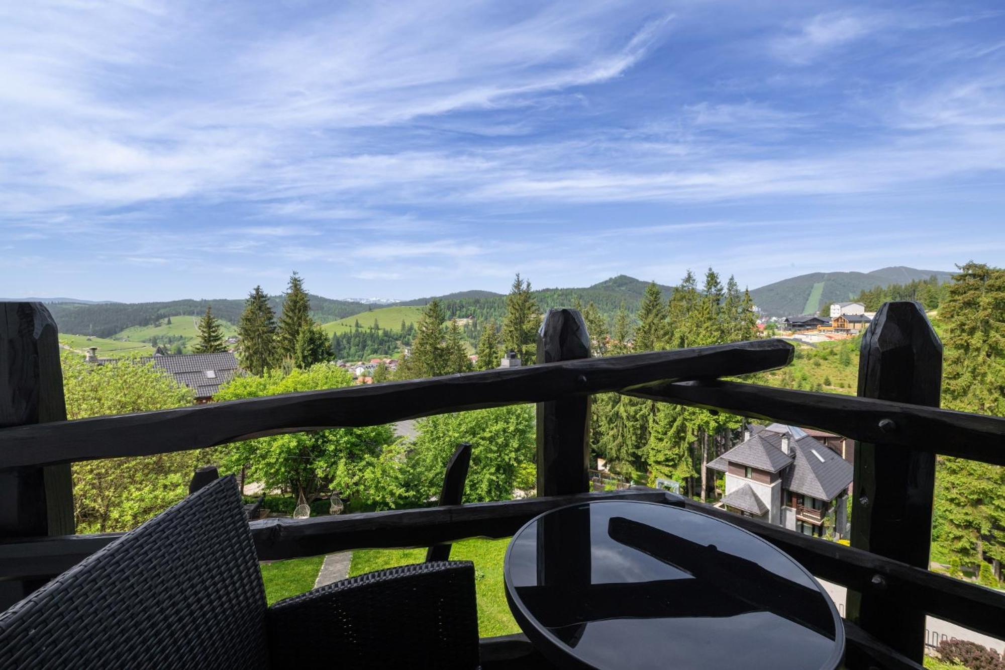 Stara Pravda Hotel - History Bukovel Kültér fotó