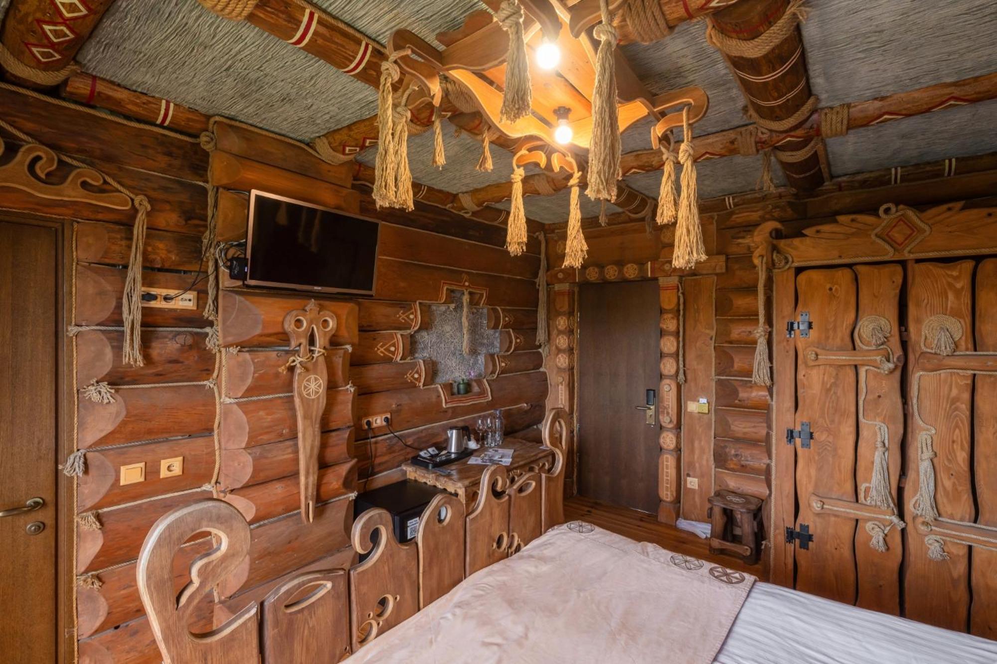Stara Pravda Hotel - History Bukovel Kültér fotó